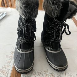 Eddie Bauer Women's Hunt Pac Deluxe Boots