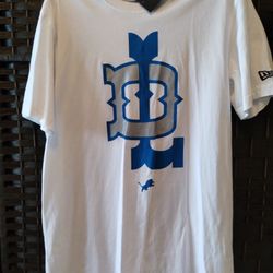 Detroit Lions Men's T-Shirt (Medium) $25