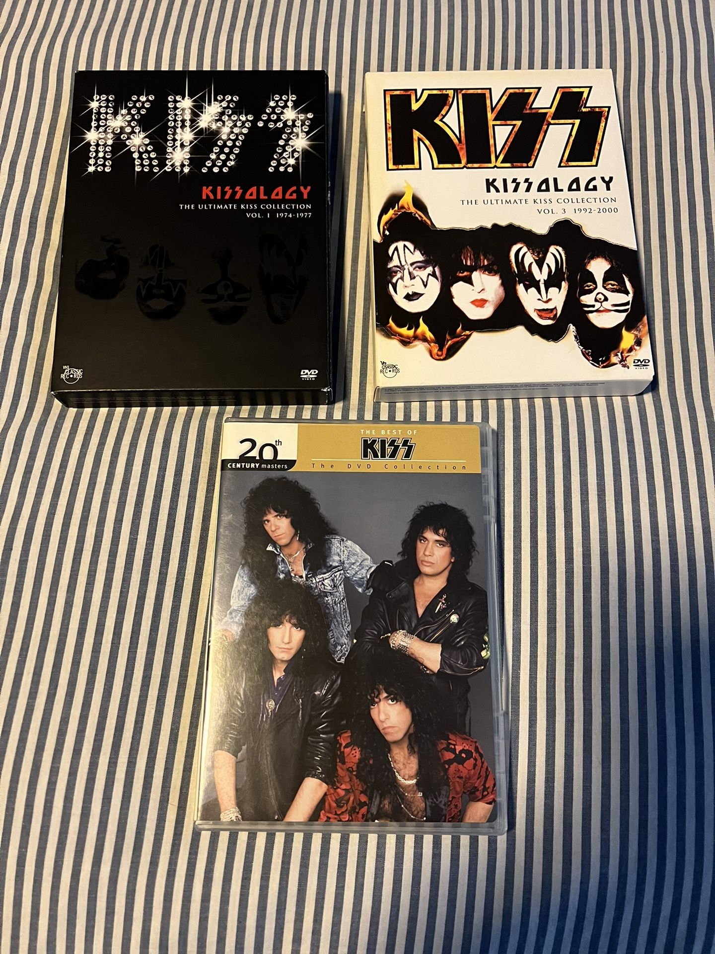 KISS KISSOLOGY dvd’s Volumes 1 & 3 + Bonus KISS dvd