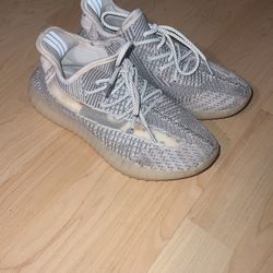 Women’s Size 7 Boost Yeezy