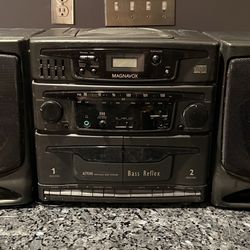 Magnavox AZ9340 Portable Stereo System - Radio Tape CD