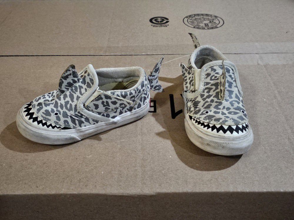 Vans Toddler Shark Sneakers