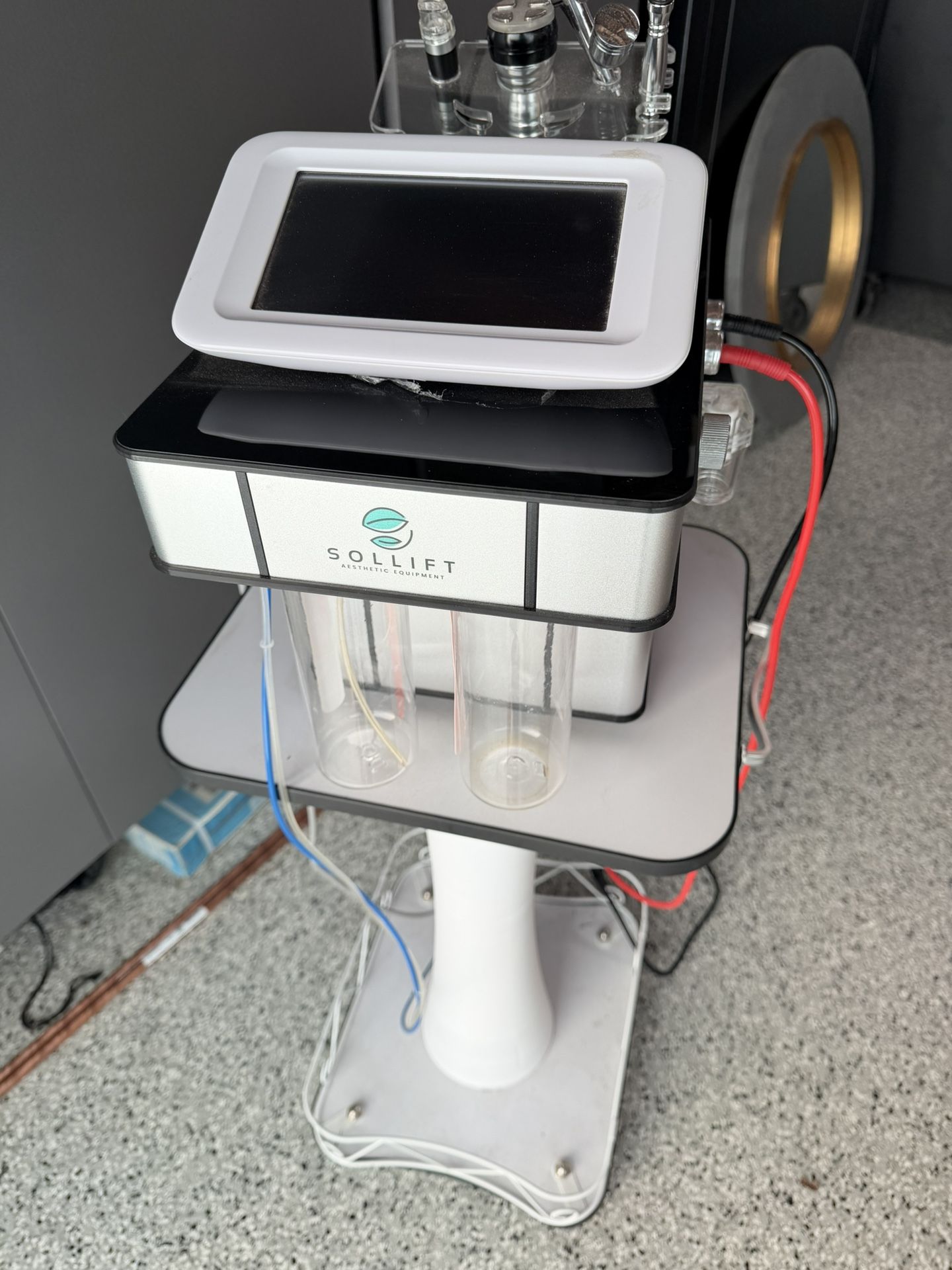  Hydro Soline 4-in-1 Skin Rejuvenation Facial Expert