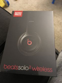 Beat Solo2 Wireless Headphones Brand New