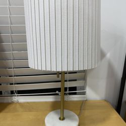 White And Gold Lamp 