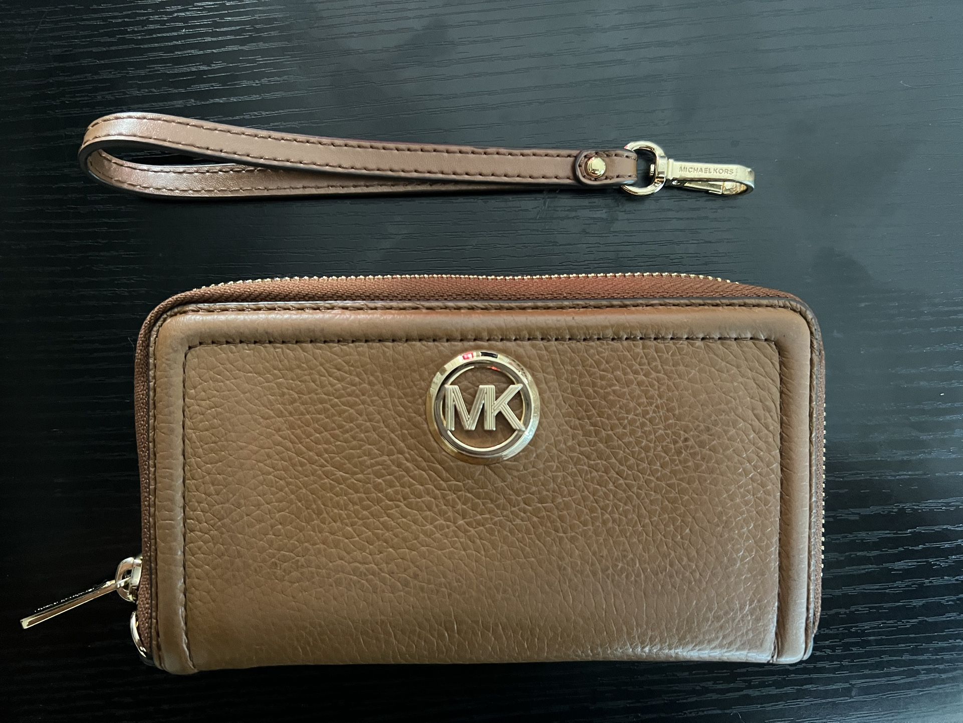 Michael Kors Long Zip Around Wallet