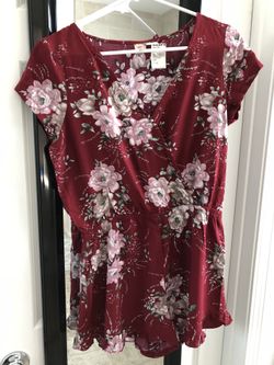 Women’s/Juniors. Mimi Chica Romper. Size Medium