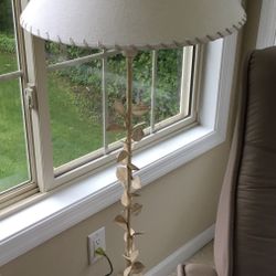 MOVING:  Floor Lamp