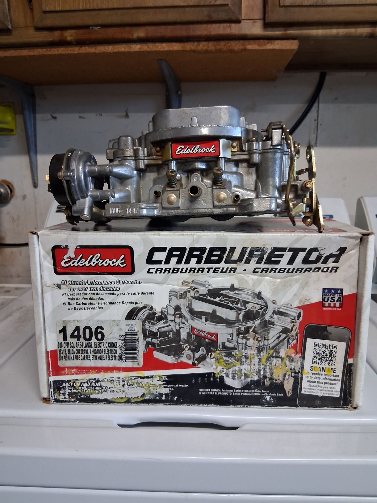 Edelbrock 1406 Carburetor