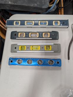 Lot of 4 Spirit / Torpedo Levels – Assorted Sizes