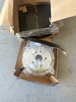 2 rotors brakes rear Toyota Lexus