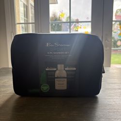 Ben Sherman Sport 5PC Shower Set – Men’s Grooming Kit w/ Dopp Bag – New
