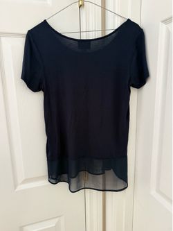 Woman’s navy top