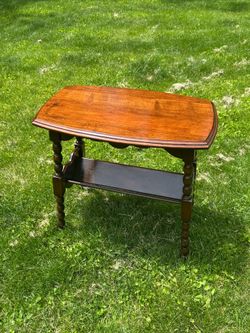 Antique Victorian Spool-Turned Wood Side Table / Parlor Accent Table
