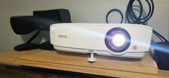 Benq Projector And Bose Speaker
