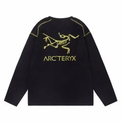 Arcteryx Black Ribbed Crew Neck Long Sleeves
