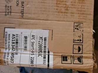 APC Smart-UPS SMT2200RM2UC