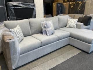 Sofa Chaise Sectional With Free Ottoman 