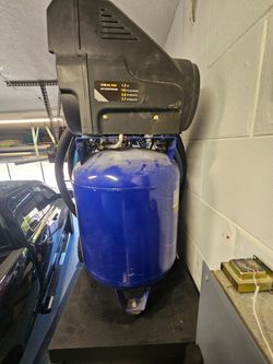 Goodyear, TAW-2040V, 10 gallon air compressor