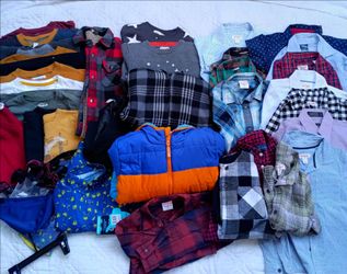 Boy clothes size 4t / 5t