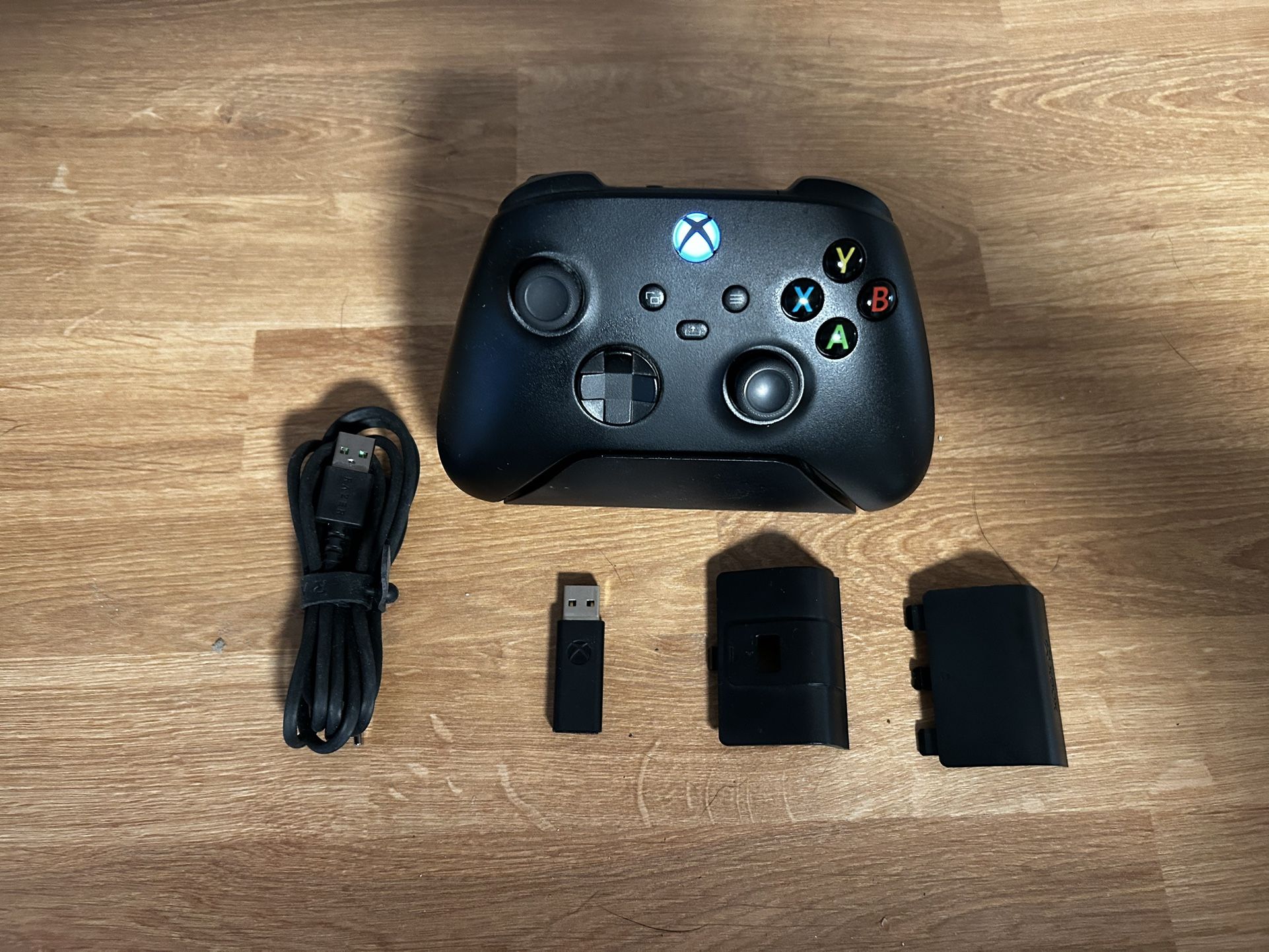 Xbox Controller With PC Dongle And Razer Charging Stand
