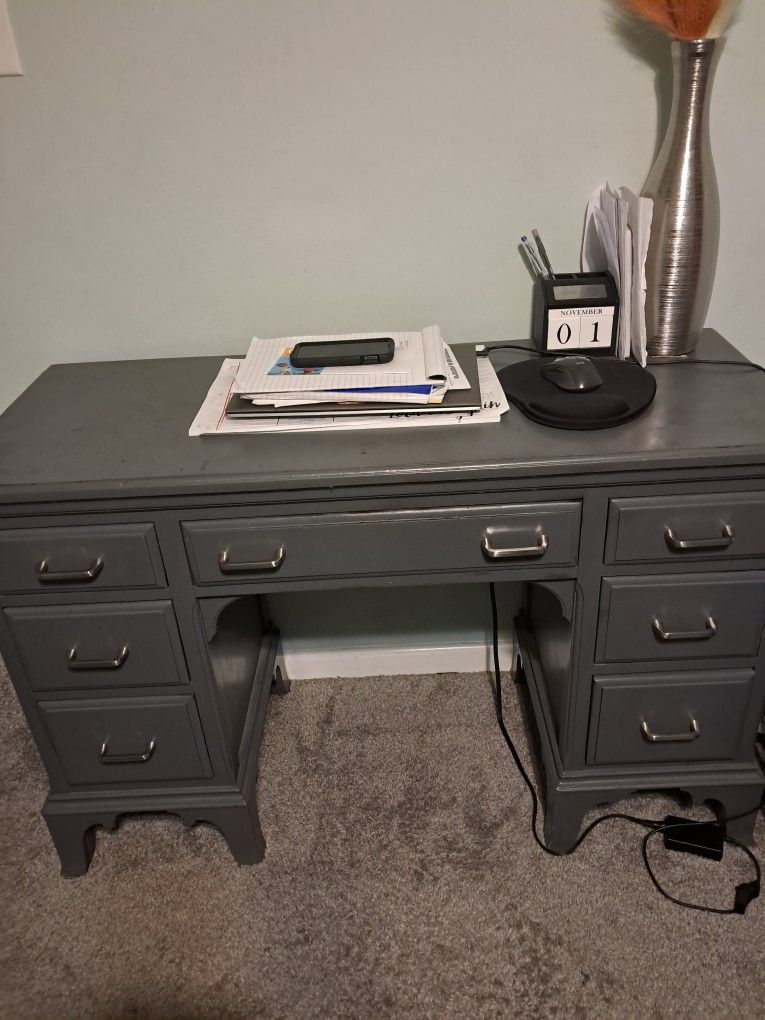 Office Desk $40