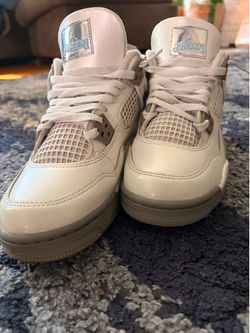 Jordan 4s retro blue chill size 5.5