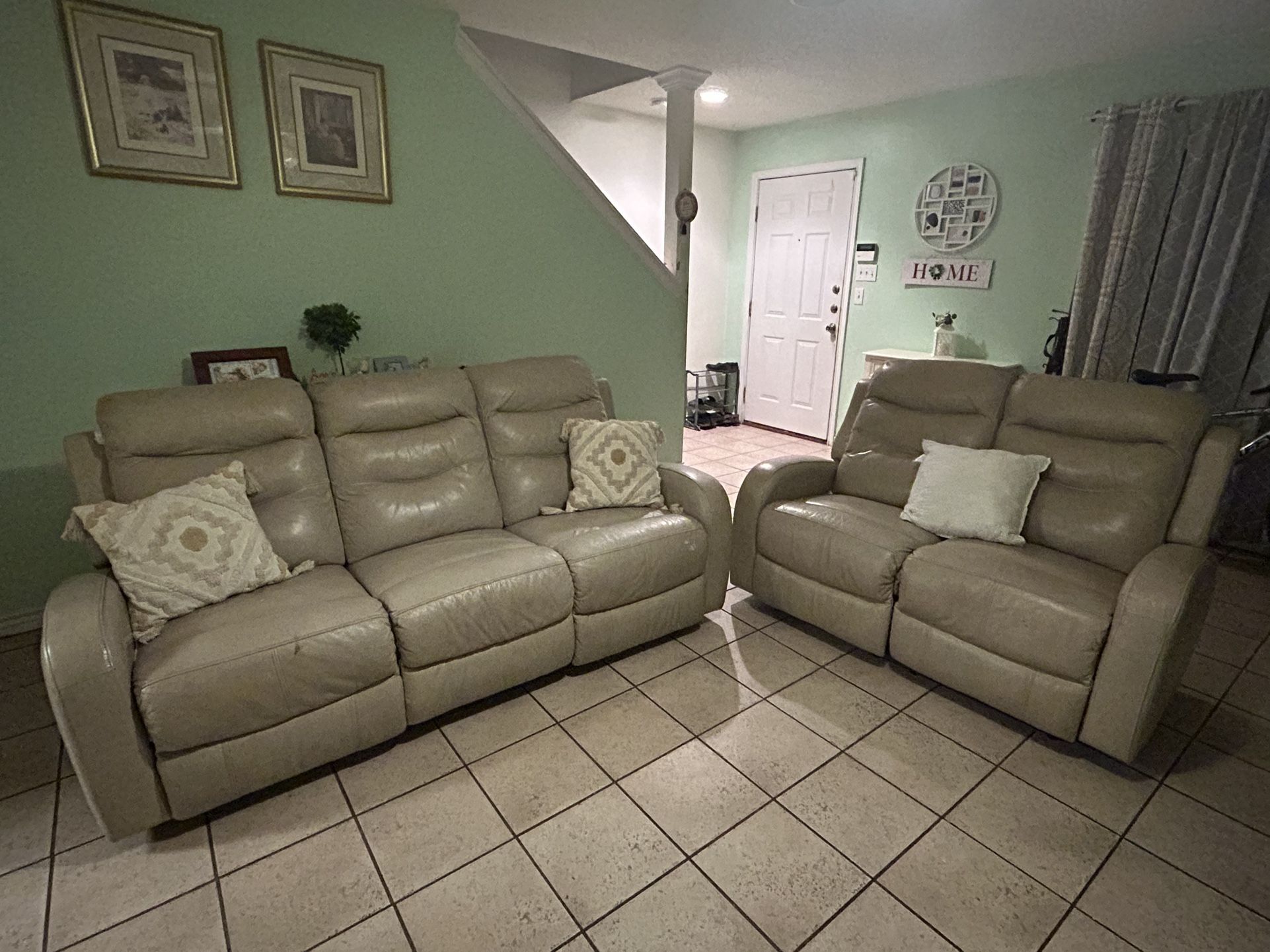 Living Room/ Sala
