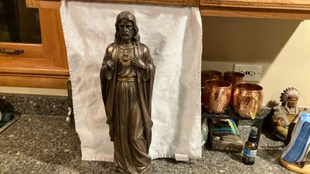 Jesus Sacred Heart Statue 