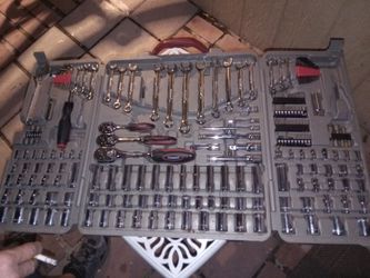 200 Piece Crescent Mechanics tool set
