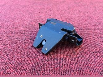 E46 BMW 3 series truck lock actuator (OEM)