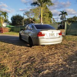 2006 BMW 325i
