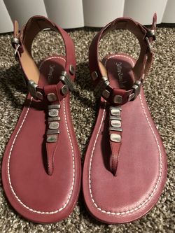 Jeffrey Campbell leather thong sandals size 9