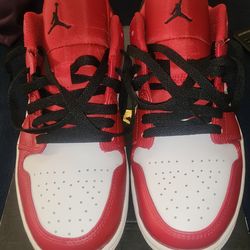 Nike Air Jordan 1 low size 10