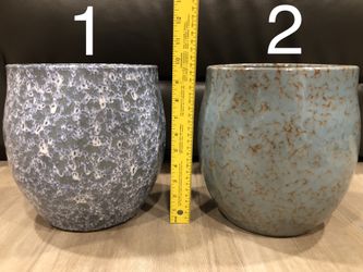 Ceramic pots