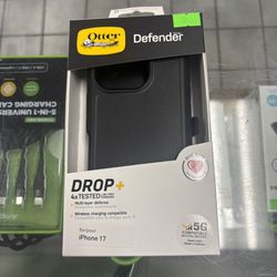 iPhone 17 OtterBox Defender Case