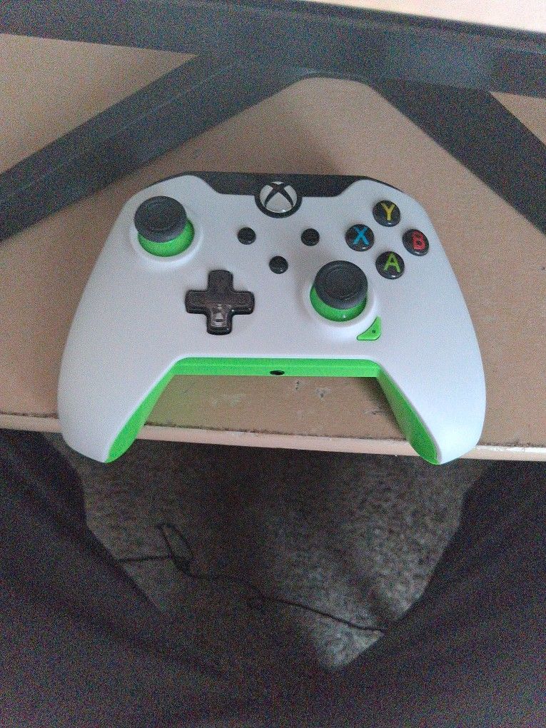 Zero stick drift box controller