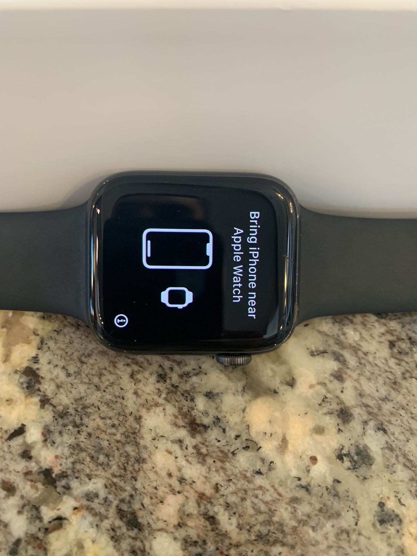 Apple Watch Series 5 44mm