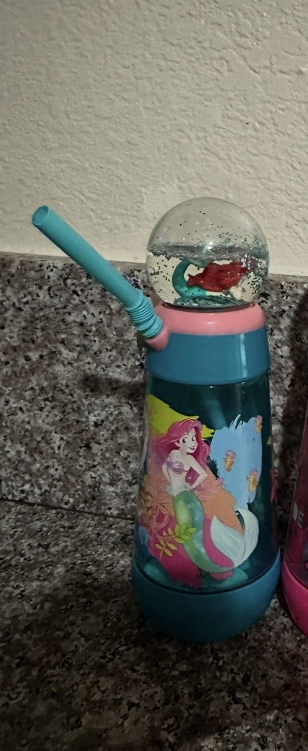 Disney Little Mermaid Ariel Cup Snow Globe
