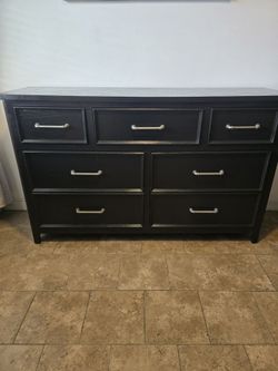 Large Dresser 64L 18W 39H
