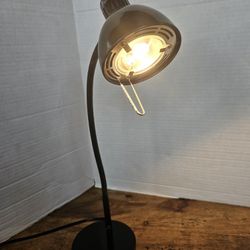 Mainstays Black Adjustable Halogen Desk Dresser Dorm Office Lamp 21" 