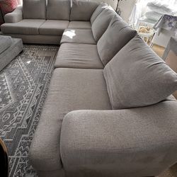 Modern Light Grey 6-Seater Sectional – Excellent Condition – Originally $3,799