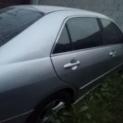 2005 honda Accord parts or complete