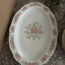 Remington Fine China  48-Piece Floral Set