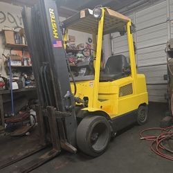HYSTER FORKLIFT 6000LBS 