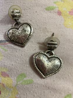 Brighton heart cushion earrings