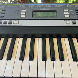 Yamaha   YPT-240 Organo 