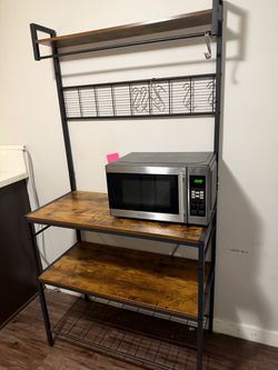 Kitchen Bakers Rack / Storage Shelf
