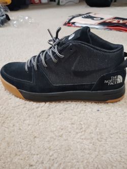 The North Face Men's Larimer and fila and la gear shoes