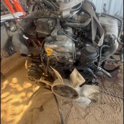 2001 Toyota Tacoma Motor with Transmission 2.4